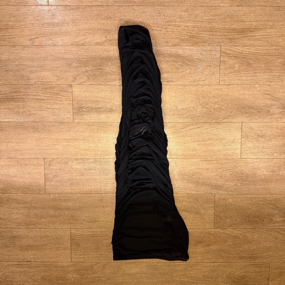 Good American Black Ruched Pencil Skirt women size 2 - Picture 3 of 3